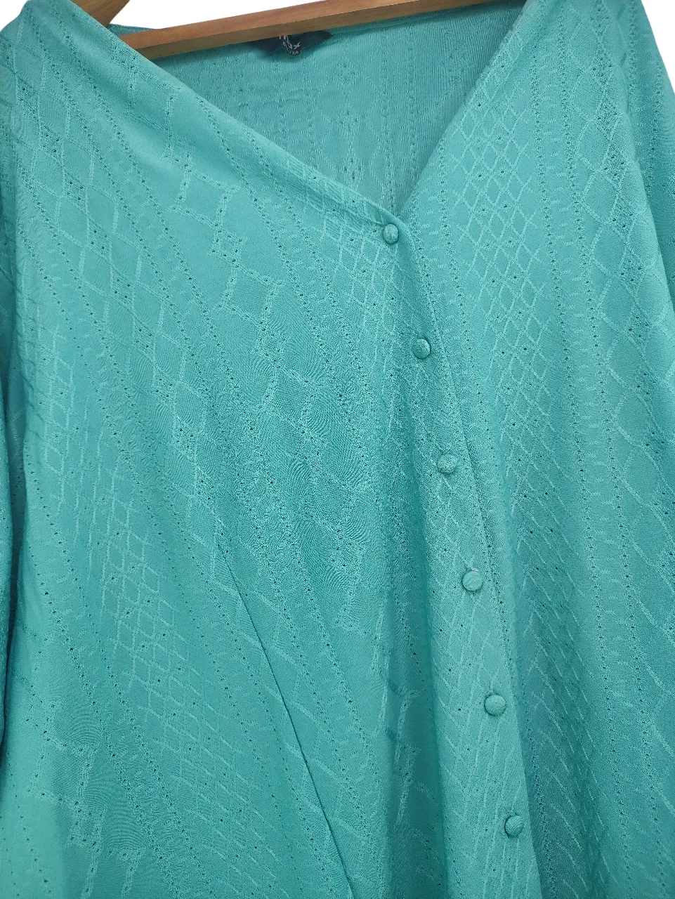 Chic Green Puff Sleeve Top