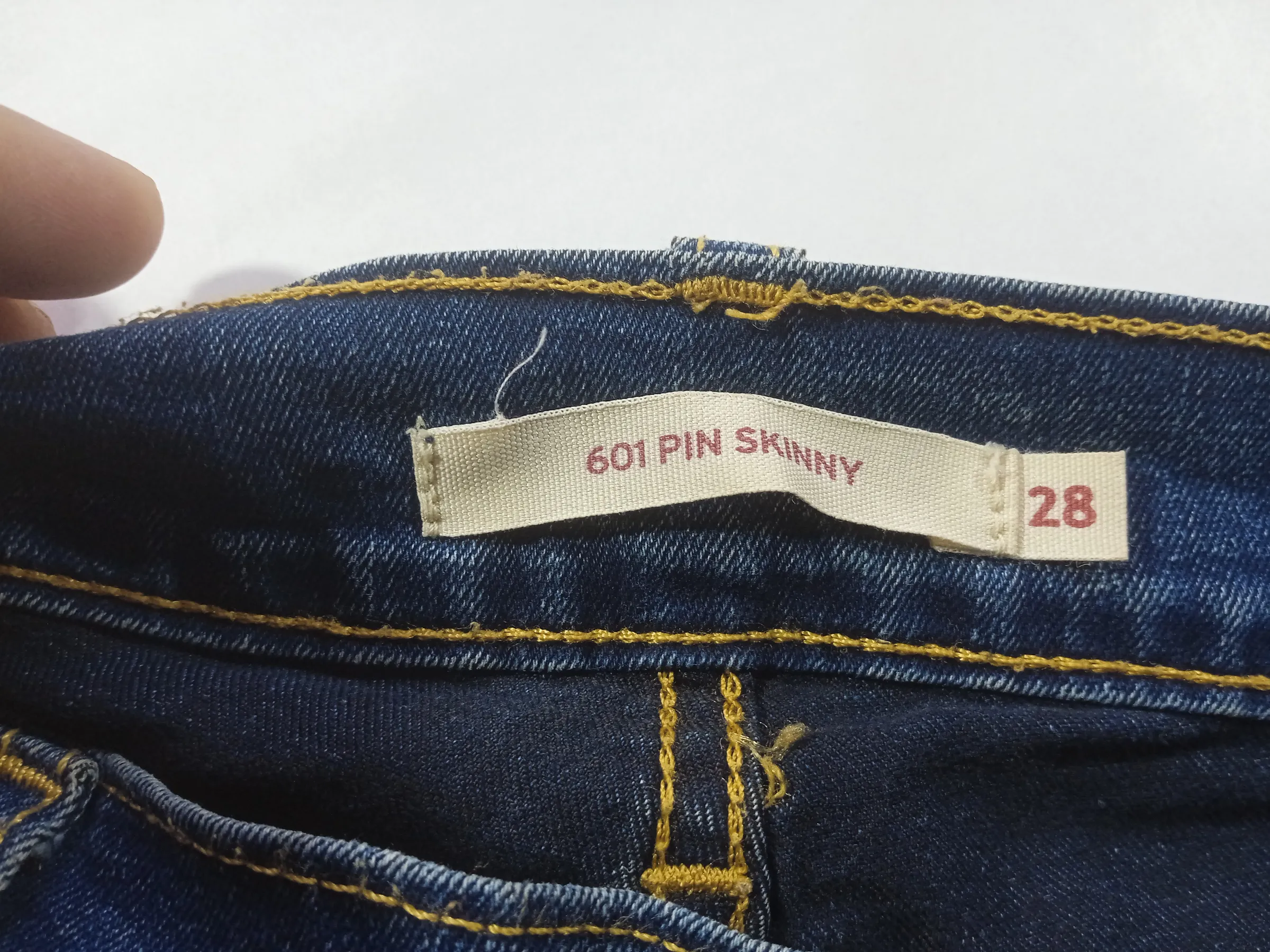 Levi's Women's 601 Pin Skinny Dark Wash Jeans