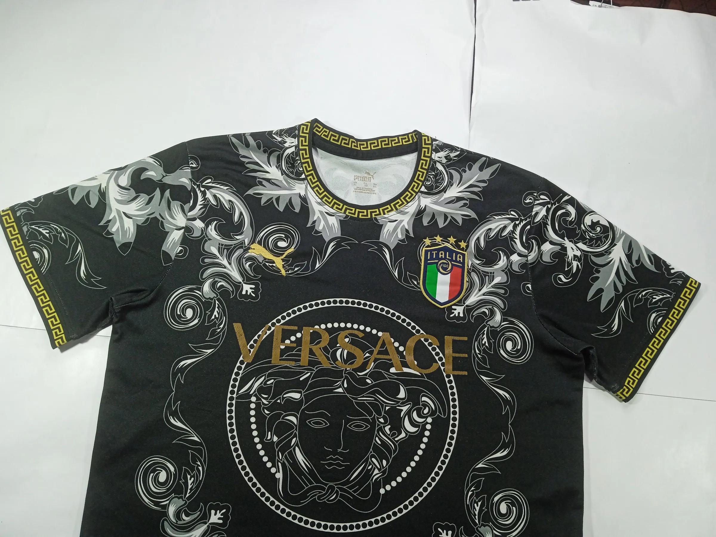 Puma x Versace Italy Special Edition Baroque Graphic T-Shirt – Black/Gold