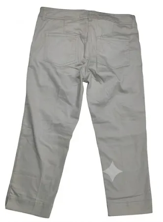 H&M Women's Beige Mid-Rise Straight Leg Cropped Chino Pants – Size EUR 40 / US 10