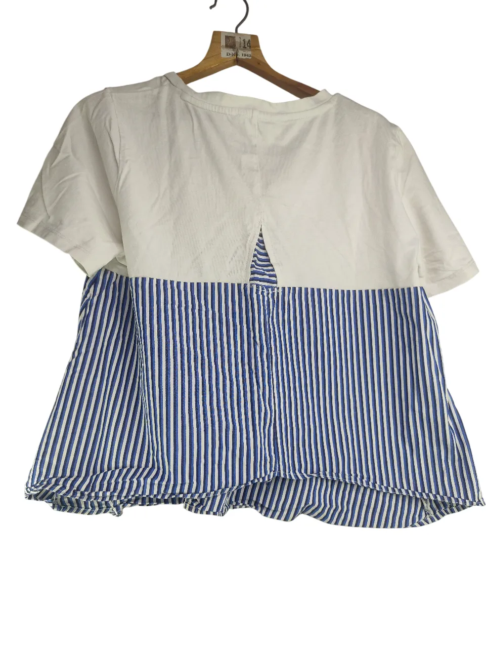 MNG Women's White & Blue Vertical Striped Colorblock Short Sleeve Top with Keyhole Back